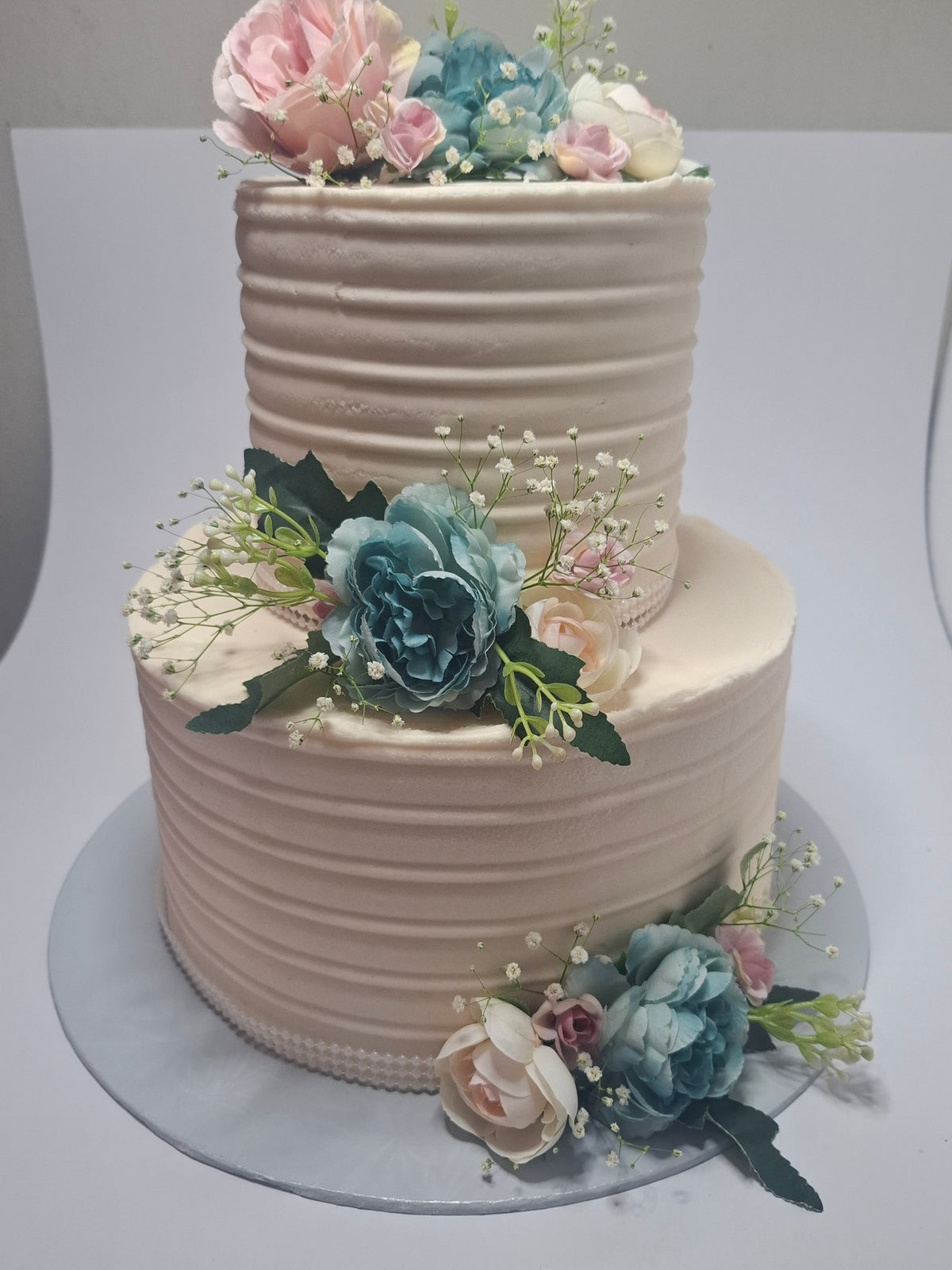 Elegant 2 tier floral Cake