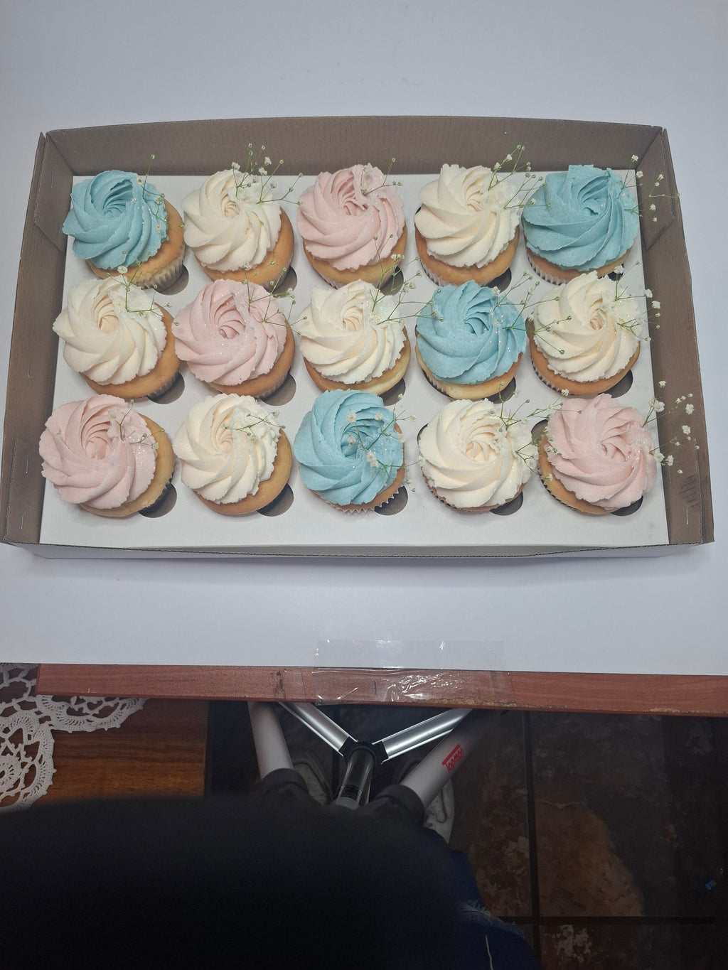 Pastel Rosette Cupcakes (Box of 15)