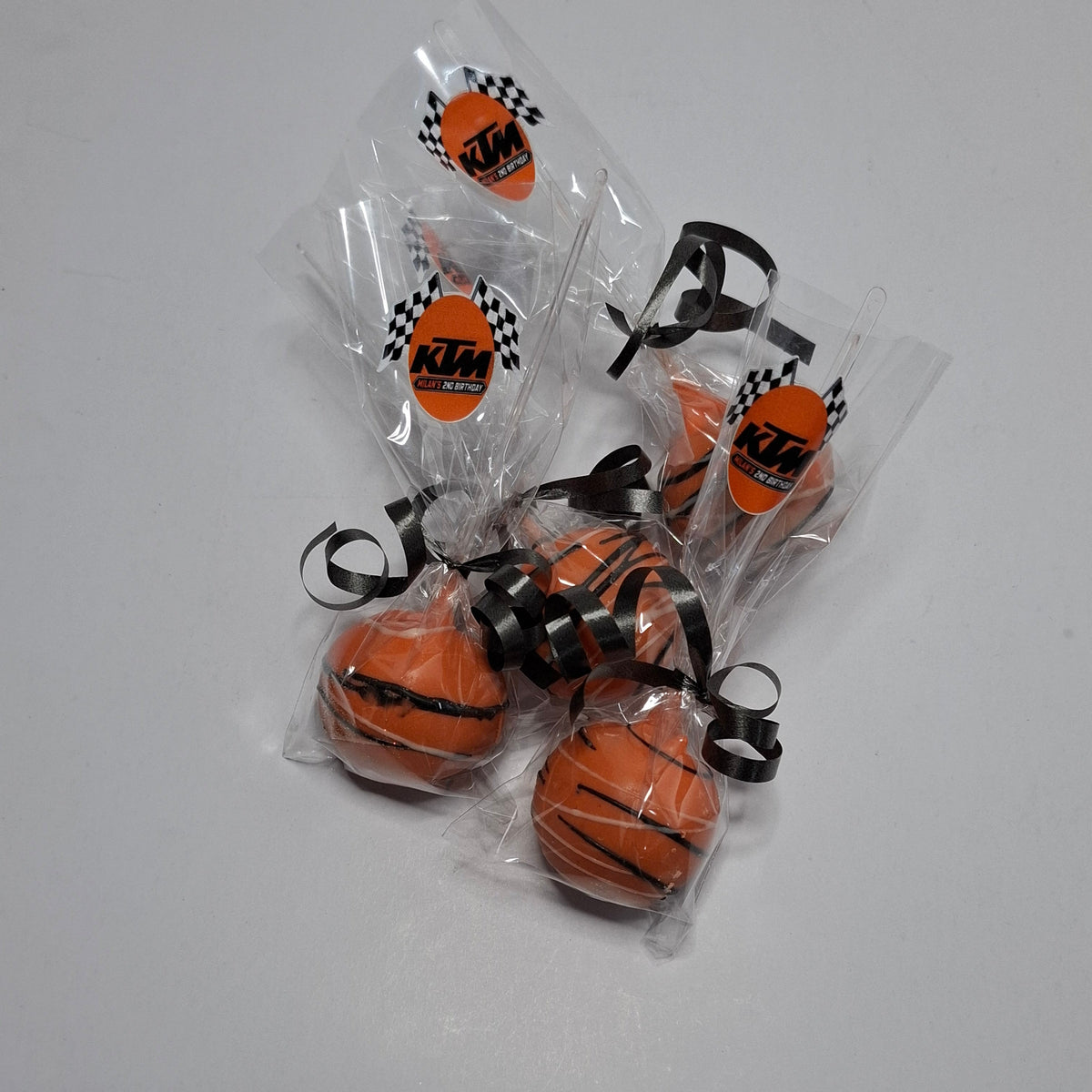 Custom Themed Cake Pops