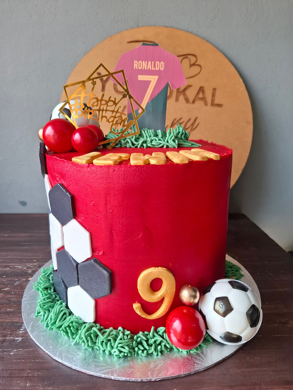 Soccer Celebration Cake, 20 cm, 3 Layer